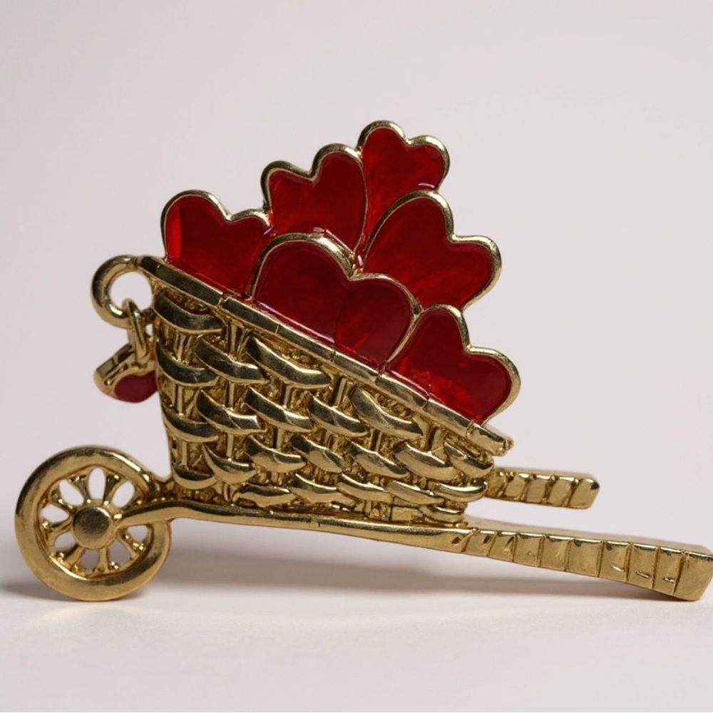 Vintage Avon Garden of Love Wheelbarrow of Hearts Pin Brooch